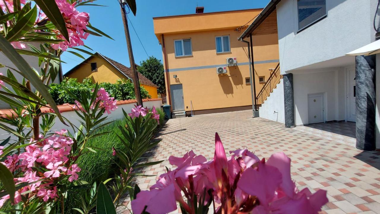 Apartment Kapetanovic Bosanski Samac ภายนอก รูปภาพ